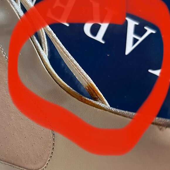 Karen Scott silver sling back heels - Size 8.5M - Picture 3 of 5